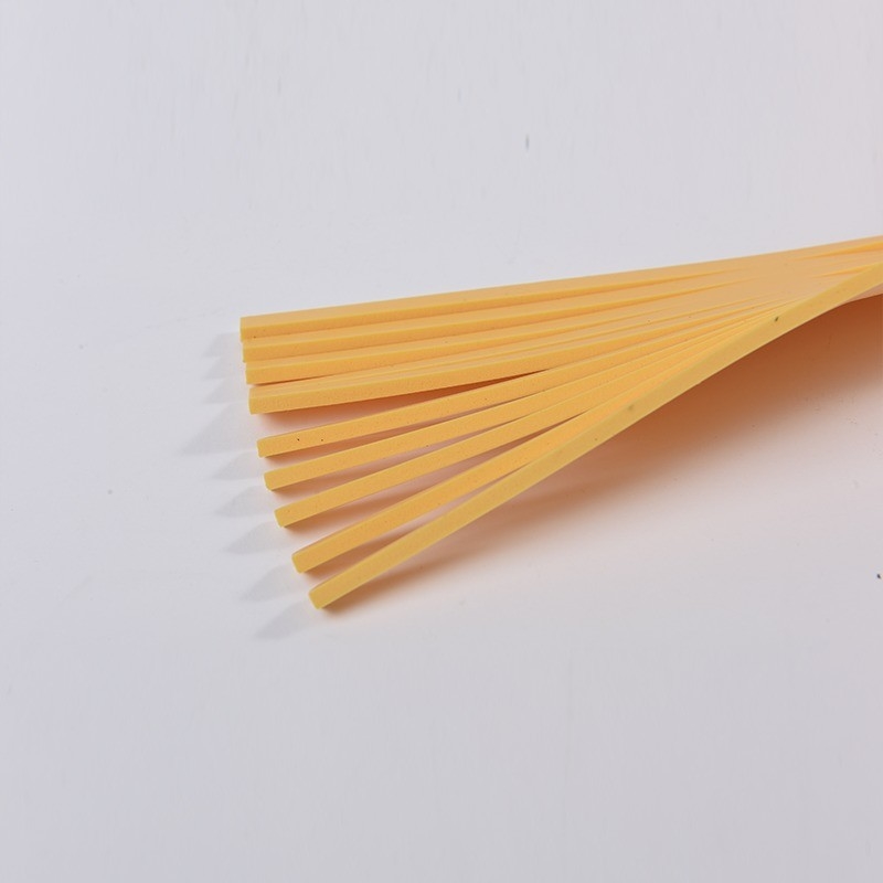 Alta Elasticidade Amarelo 8mm Die Cutting Ejeção esponja borracha slot borracha Plano de madeira compensada de aço Regra de corte Die