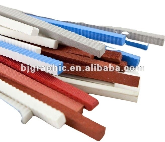 Esponja de borracha de ejeção para a fabricação e corte de moldes de placas para garantir papel liso