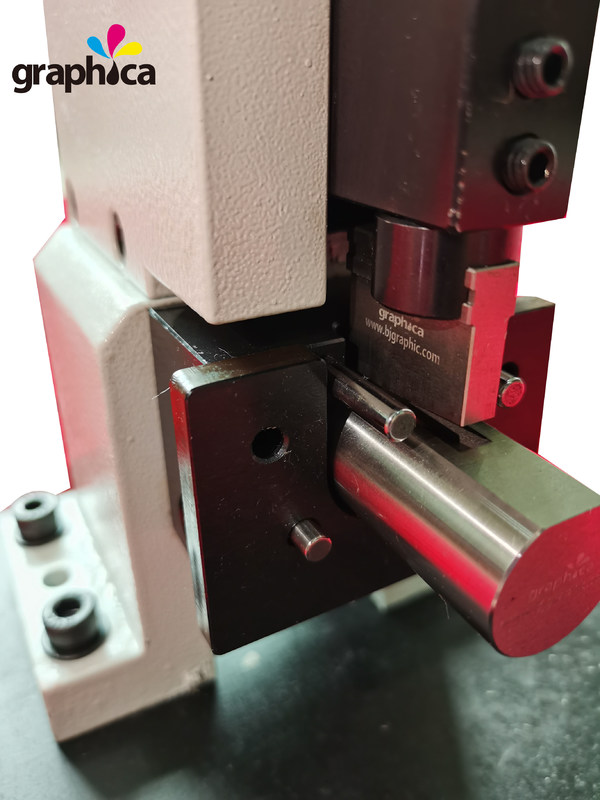 Manual Metal Die Cutting Lipping Notching máquina ferramenta para 3pt espessura máxima regra