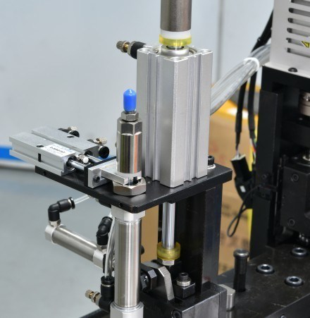 Barras de aço matéria-prima Máquina de dobra de regra de aço para gráfico10-B 1,5 mm Min comprimento final