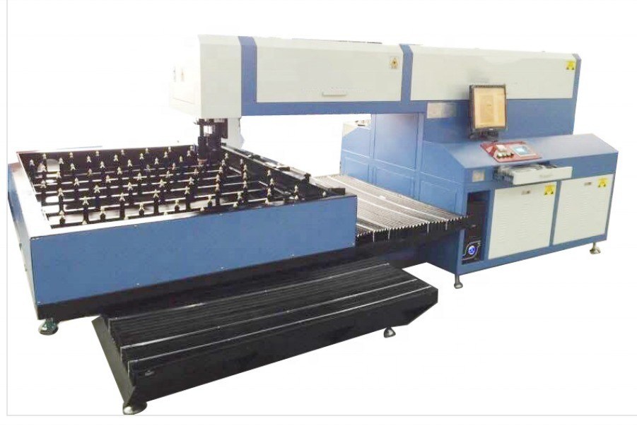 Laser Tube Source Graphic Beijing GIT1218-600W Flat Laser Die Cutting Machine com 1800 mm de comprimento de viagem do eixo Y